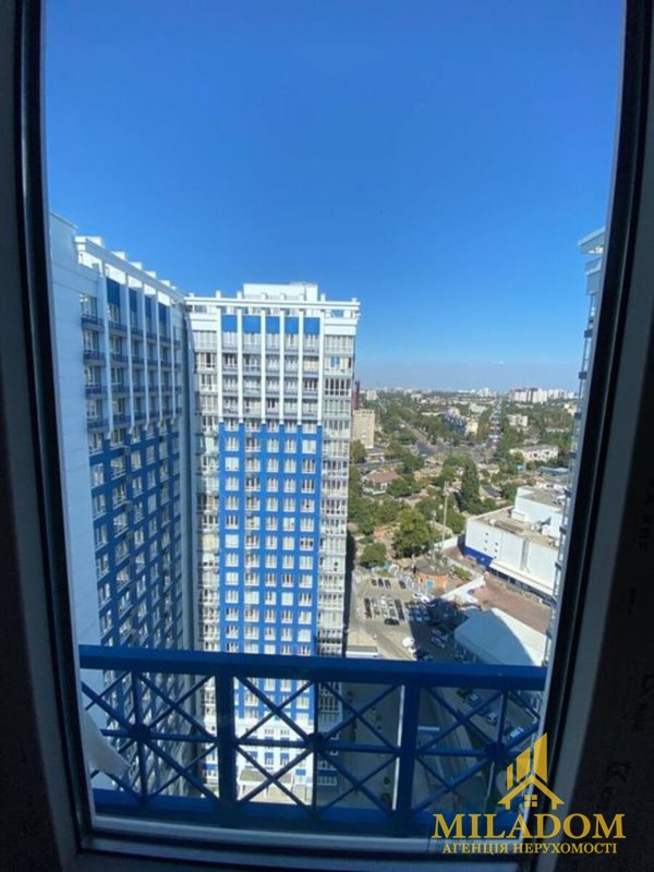 Продаж квартири 2-кімн., 63 м², Київський — фото 2