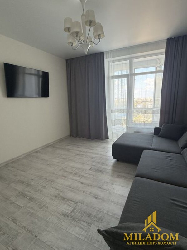 Продаж квартири 3-кімн., 87 м², Приморський — фото 2