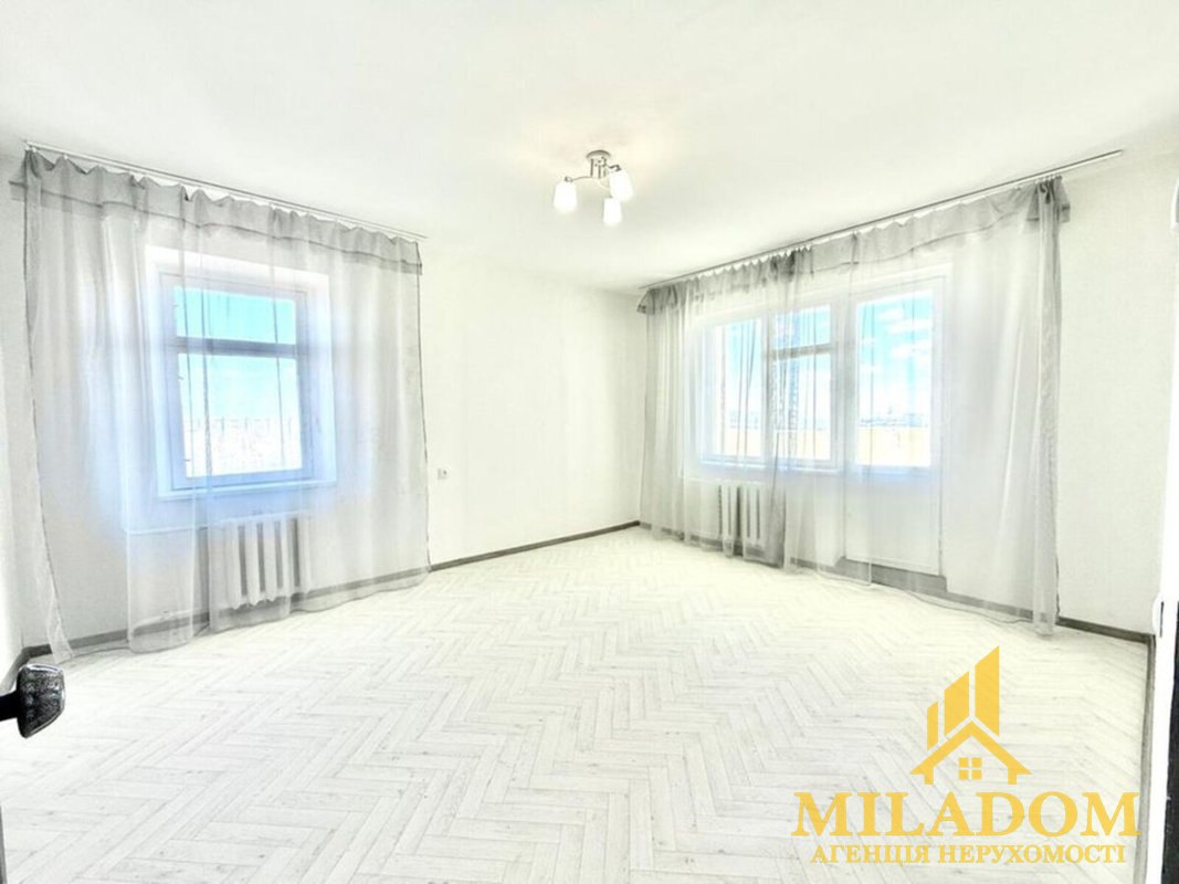 Продаж квартири 1-кімн., 43 м², Пересипський — фото 1