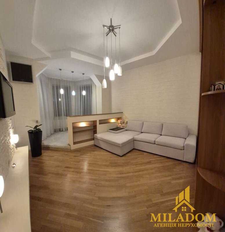 Продаж просторого таунхауса 200,8 м² на 7-й станції Великого Фонтану — 5 кімнат, гараж, сауна та ділянка 3,5 сотки — фото 12