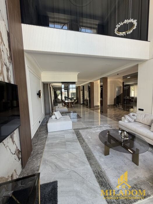 Продаж сучасного будинку в Совіньйоні — 253,4 м², 5 кімнат, басейн, гараж та ділянка 7,5 сотки — фото 6