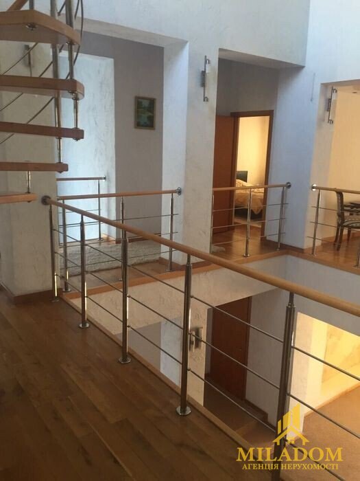 Продаж двоповерхового будинку 400 м² у Царському Селі 2 — 5 кімнат, 10 соток, авторський ремонт — фото 2