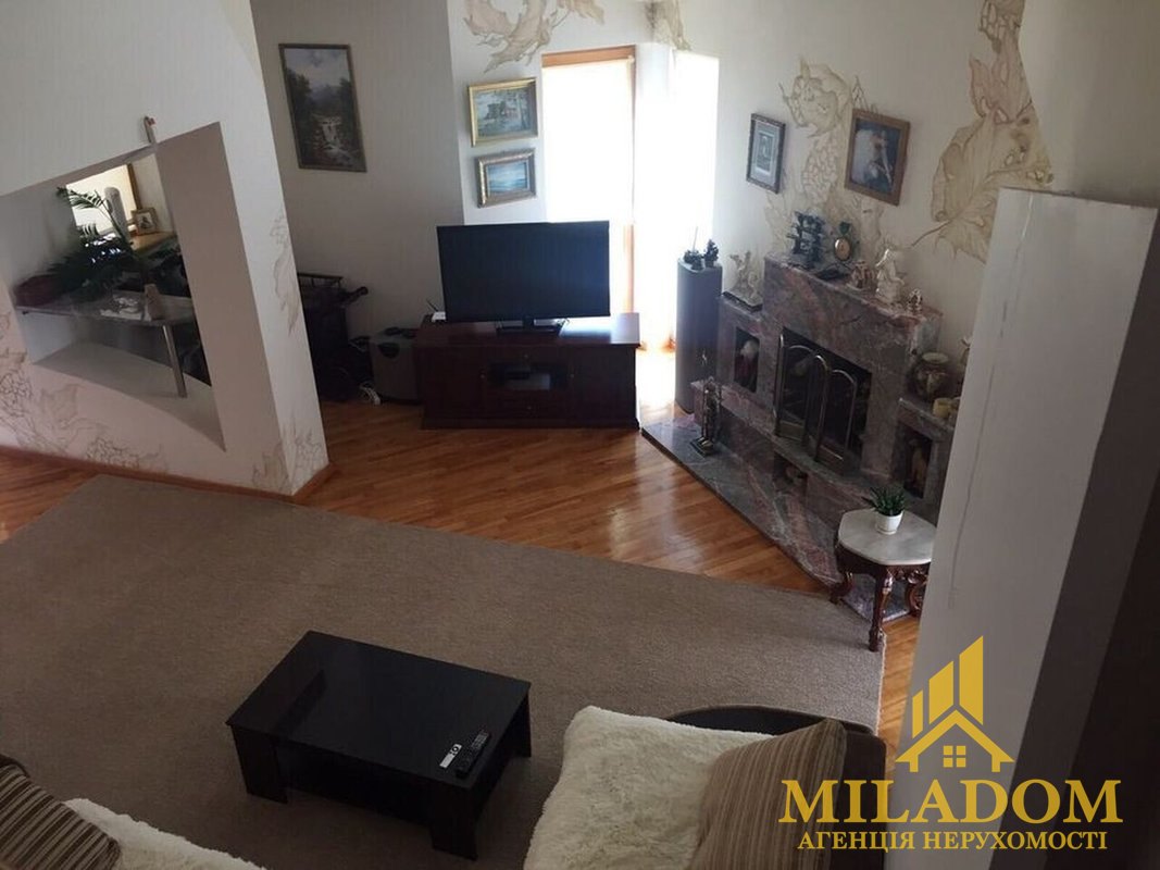 Продаж двоповерхового будинку 400 м² у Царському Селі 2 — 5 кімнат, 10 соток, авторський ремонт — фото 7