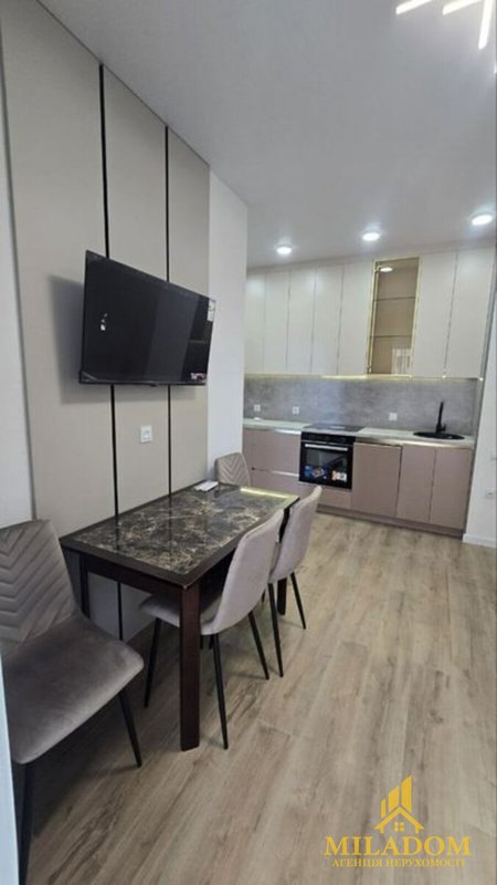 Продаж квартири 1-кімн., 42 м², Приморський — фото 2