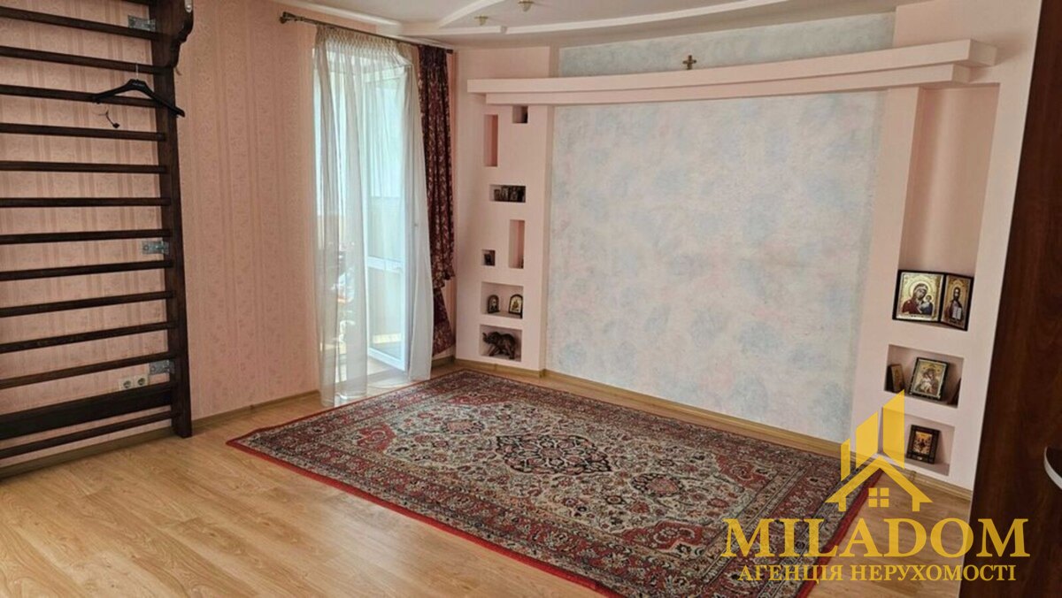 Продам простору 3-кiмнатну квартиру 132 кв.м. с паркомiстом. — photo 2