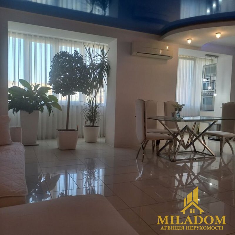 Sale apartments 3-room, 105 м², Київський — photo 1