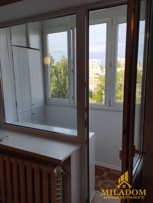 1-нокімнатна квартира на Небесної сотні/Левітана. — photo 10