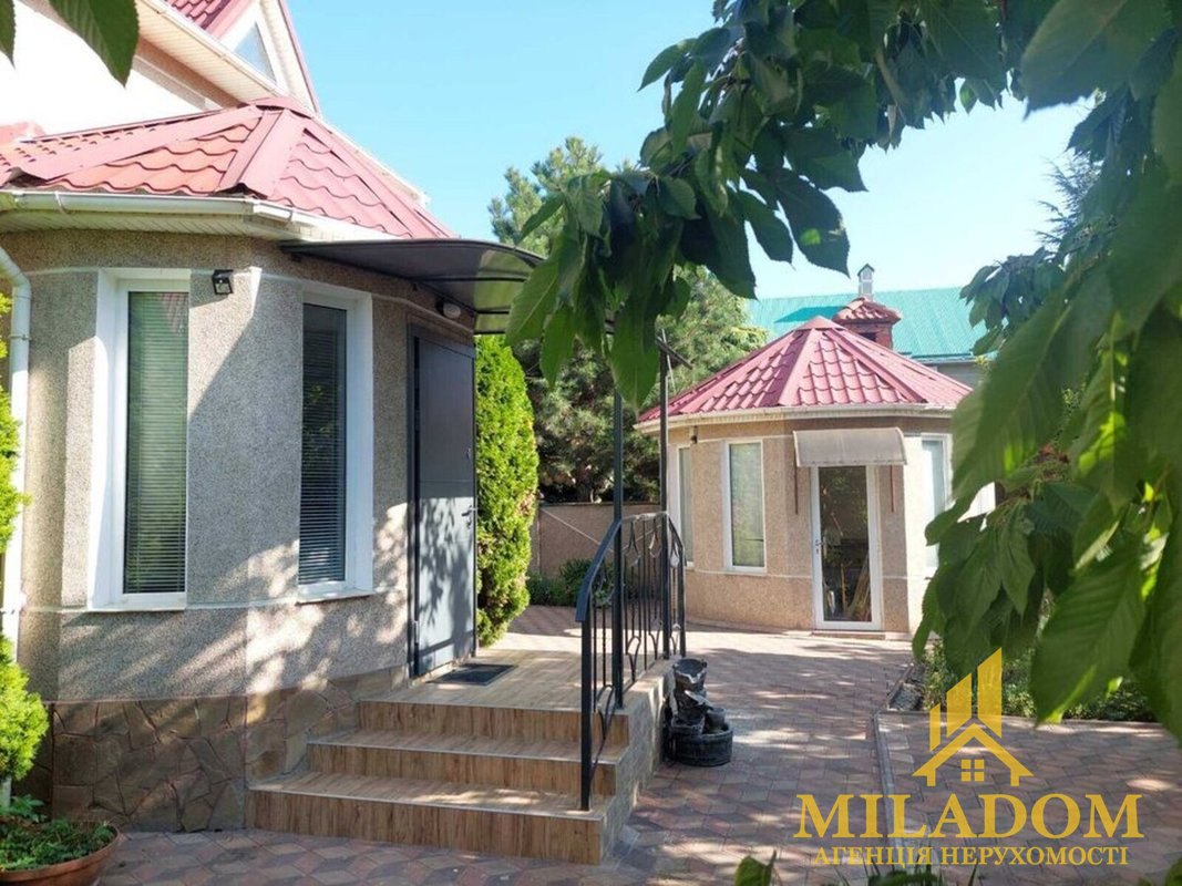 Продаж двоповерхового будинку в Совіньйоні-1 — 140 м², 4,3 сотки, сучасний ремонт, друга лінія від моря — фото 4