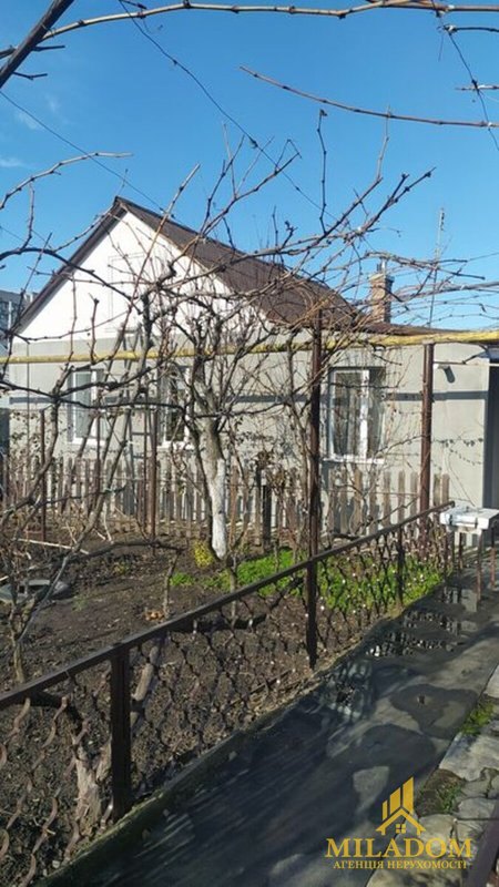 Продається затишний будинок на вулиці Костанді в Одесі з утепленням, садом та виноградником — фото 3