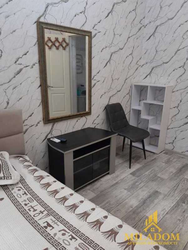Продаж квартири 2-кімн., 30 м², Приморський — фото 3