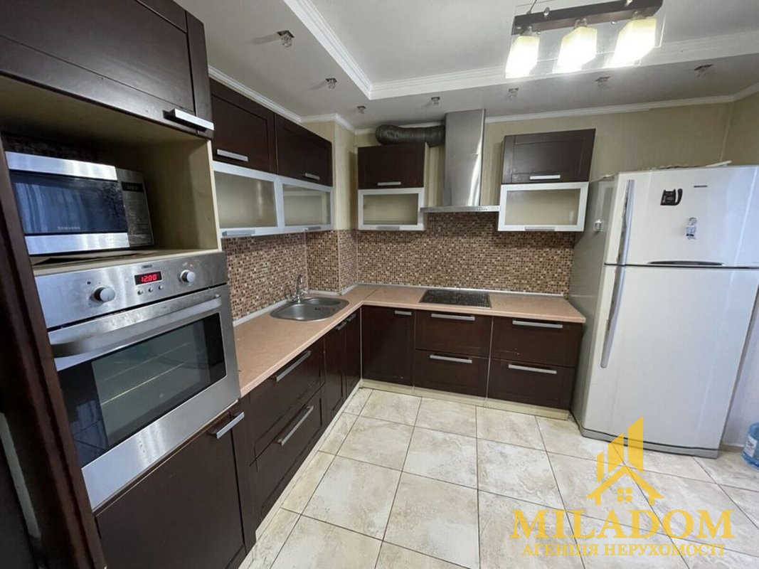 ПРОДАМ 3-комнатную квартиру ! — фото 1