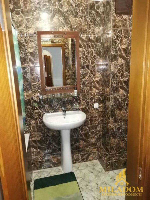 У продажу простора 2-кімнатна квартира у Малиновському районі, вул. Скворцова — zdjęcie 11