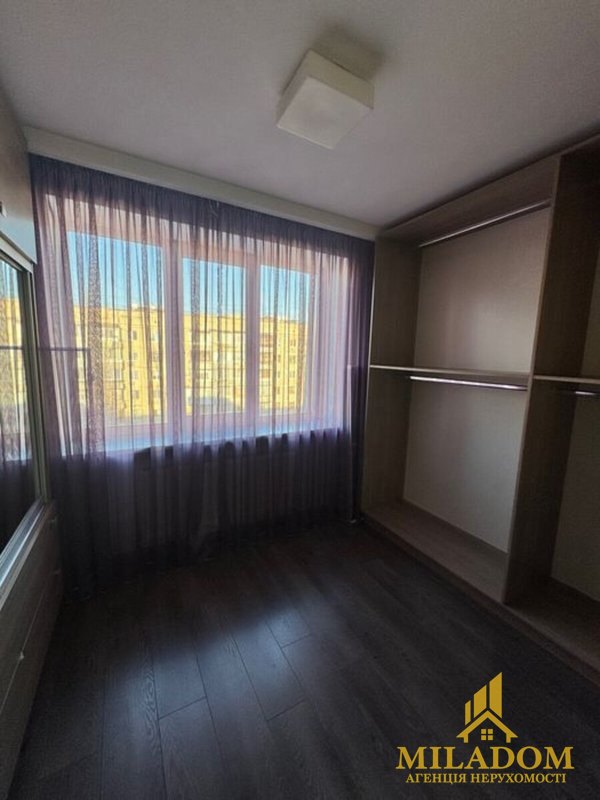 Простора 2-кімнатна квартира 70 м² з якісним ремонтом та індивідуальним газовим опаленням на вул. Євгена Чикаленка (Академіка Вільямса) — фото 14