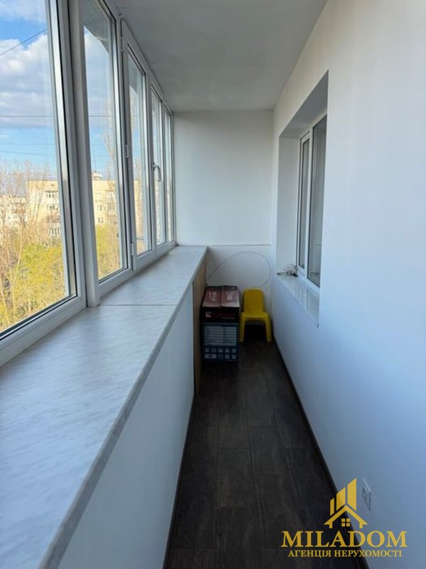 Простора 2-кімнатна квартира 70 м² з якісним ремонтом та індивідуальним газовим опаленням на вул. Євгена Чикаленка (Академіка Вільямса) — фото 18