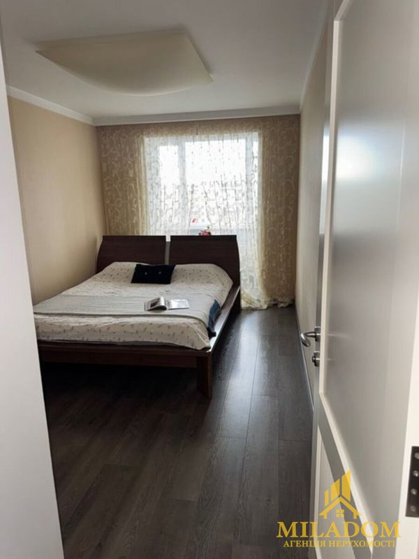 Простора 2-кімнатна квартира 70 м² з якісним ремонтом та індивідуальним газовим опаленням на вул. Євгена Чикаленка (Академіка Вільямса) — фото 6
