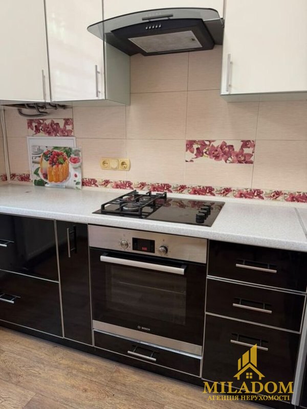 Продаж 2-кімнатної квартири в сталінці на вул. Середньофонтанська, 32 — 57 м², ремонт, індивідуальне газове опалення — фото 17