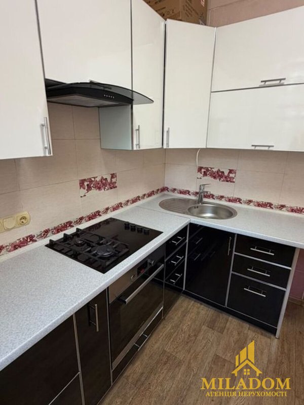 Продаж 2-кімнатної квартири в сталінці на вул. Середньофонтанська, 32 — 57 м², ремонт, індивідуальне газове опалення — фото 13
