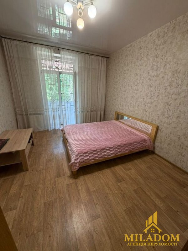 Продаж 2-кімнатної квартири в сталінці на вул. Середньофонтанська, 32 — 57 м², ремонт, індивідуальне газове опалення — фото 8
