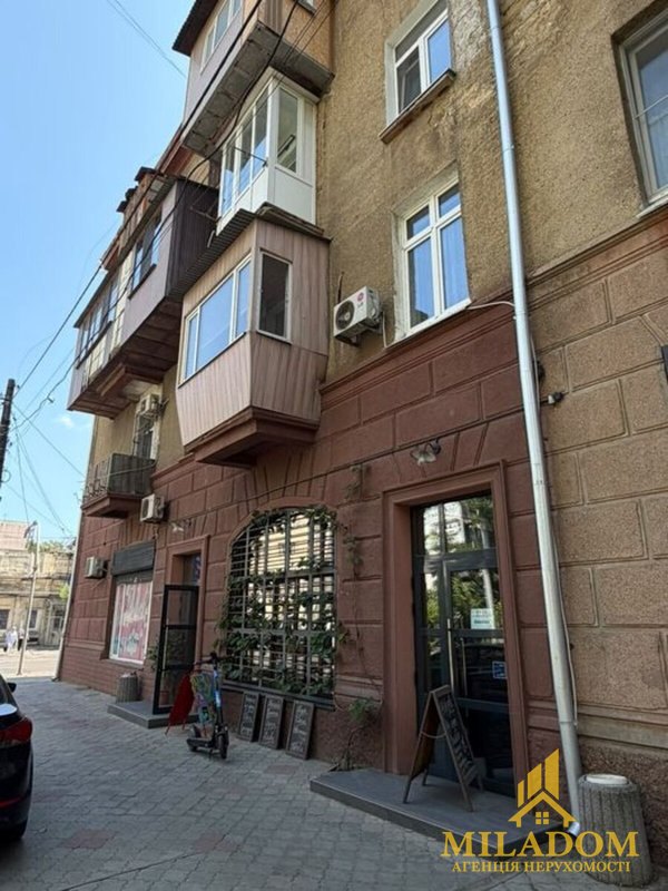 Продаж 2-кімнатної квартири в сталінці на вул. Середньофонтанська, 32 — 57 м², ремонт, індивідуальне газове опалення — фото 19