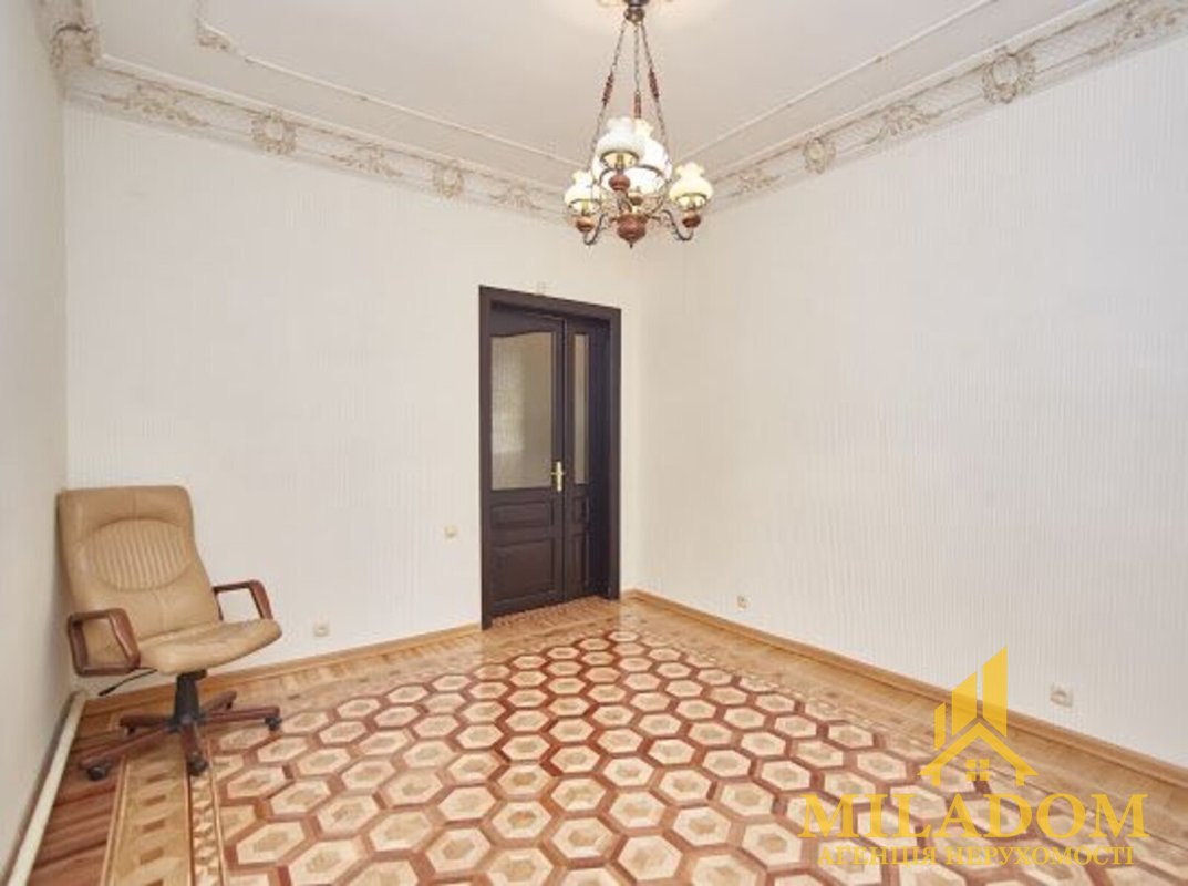 Продаж просторого приміщення 160 м² у центрі Одеси на перетині Канатної та Великої Арнаутської — фото 4