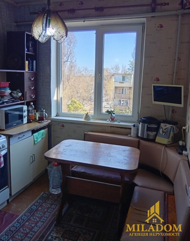 Продаж квартири 3-кімн., 56 м², Київський — фото 12