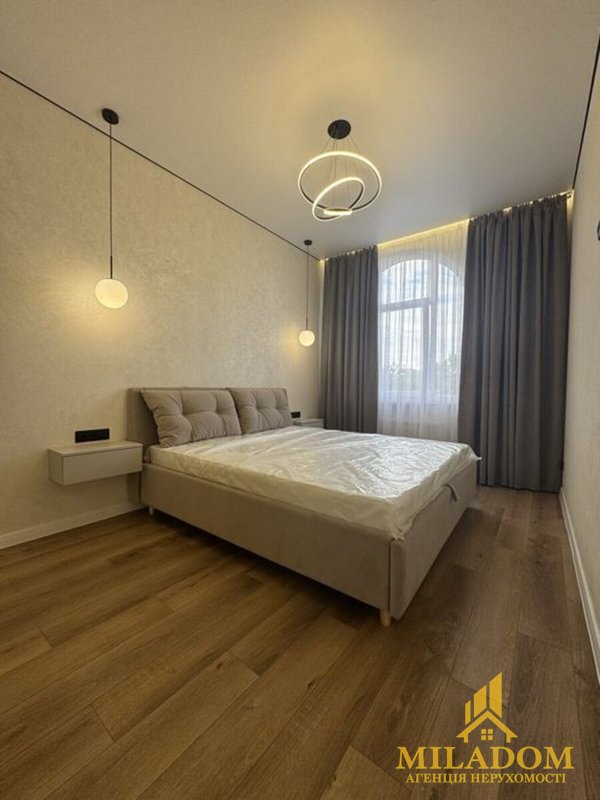 Продаж квартири 1-кімн., 47 м², Київський — фото 4