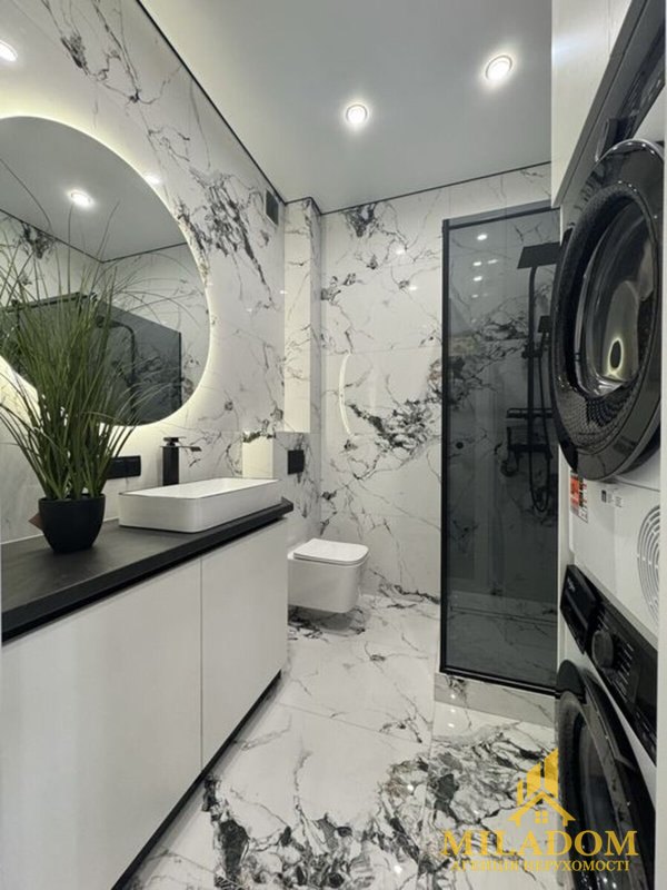 Продаж квартири 1-кімн., 47 м², Київський — фото 1