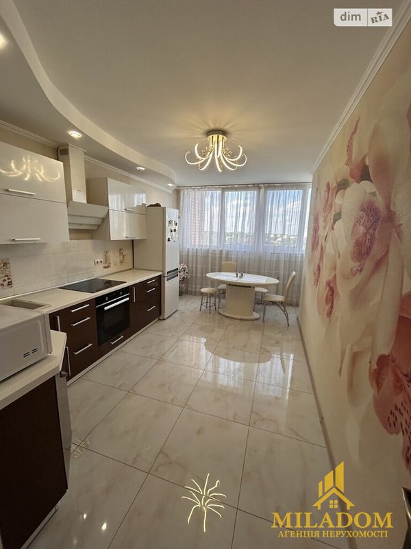 Продаж 3 кімнатної квартири 83.3 кв. м на вул. Балківська — фото 1