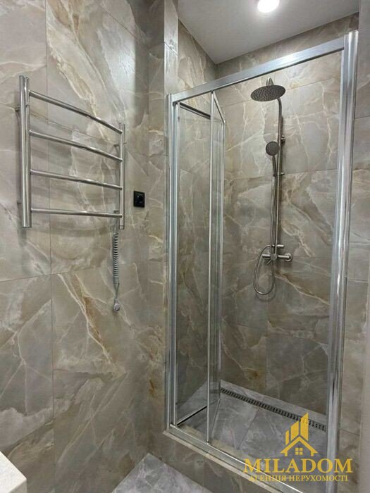 Двокімнатна квартира 45 м² у ЖК «Чотири сезони» на проспекті Лесі Українки — окремі кімнати, 9 поверх, закрита територія — фото 11