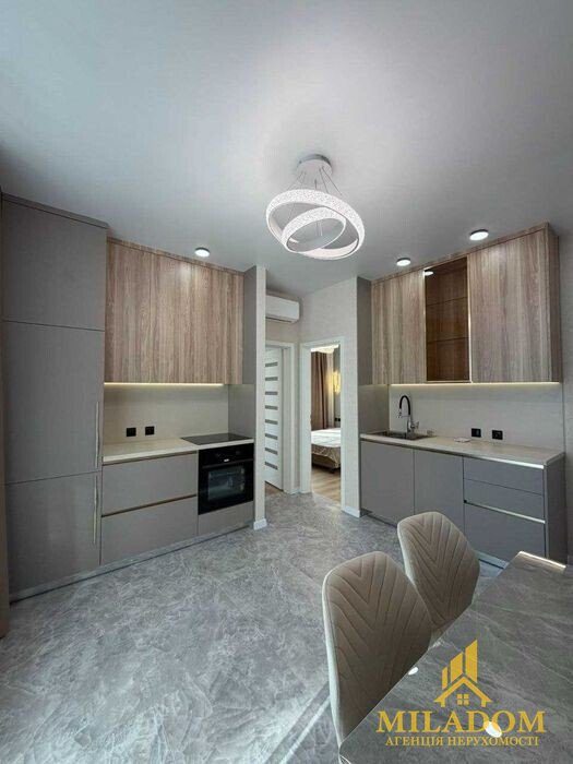 Двокімнатна квартира 45 м² у ЖК «Чотири сезони» на проспекті Лесі Українки — окремі кімнати, 9 поверх, закрита територія — фото 1