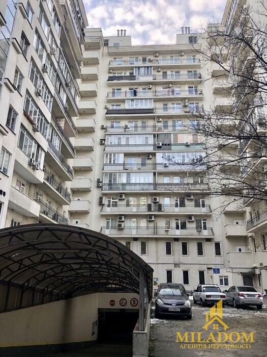 Продажба апартаменти 2-стаен, 70 м², Приморський — снимка 12