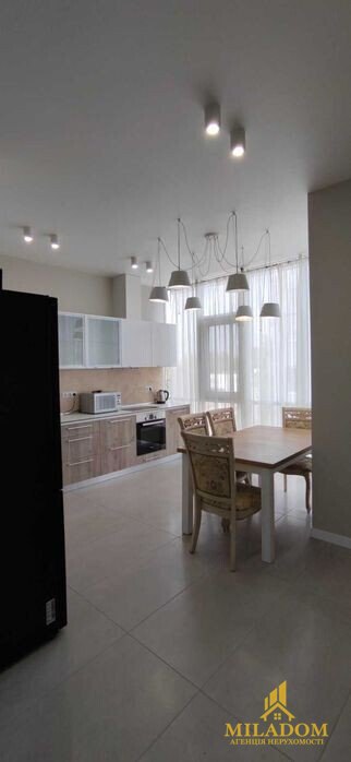 Продажба апартаменти 2-стаен, 70 м², Приморський — снимка 7