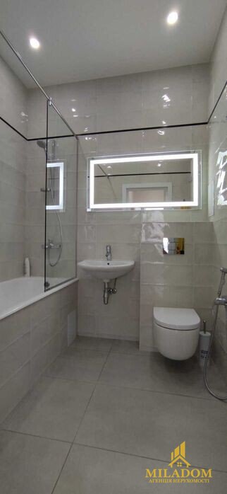 Продажба апартаменти 2-стаен, 70 м², Приморський — снимка 4