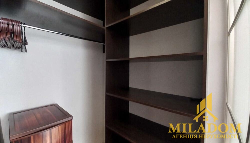 Простора 1-кімнатна квартира 50 м² із ремонтом на Слобідці, вул. Сергія Ядова — снимка 7