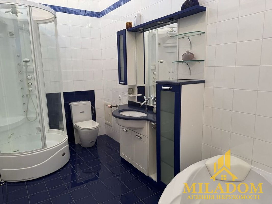 3-кімнатна квартира 146,3 м² із дизайнерським ремонтом біля пляжу «Відрада», вул. Віце-адмірала Азарова — фото 16