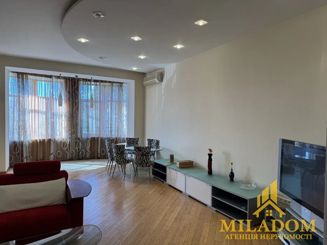 3-кімнатна квартира 146,3 м² із дизайнерським ремонтом біля пляжу «Відрада», вул. Віце-адмірала Азарова — фото 3