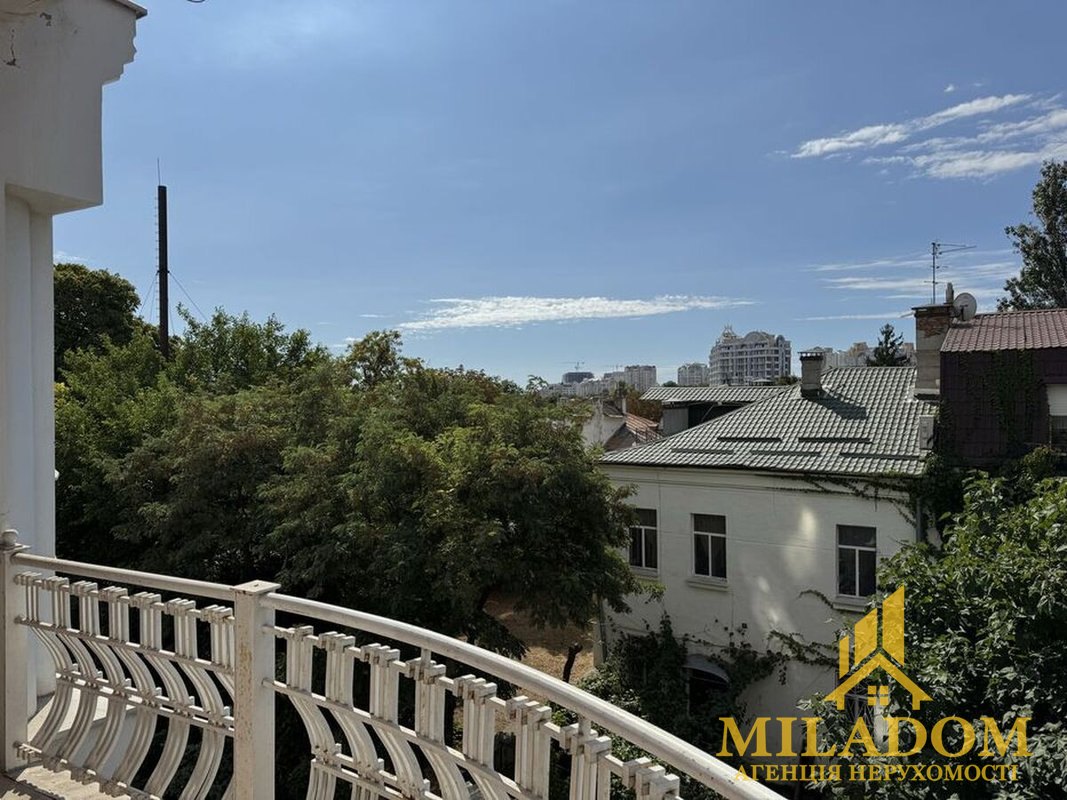 3-кімнатна квартира 146,3 м² із дизайнерським ремонтом біля пляжу «Відрада», вул. Віце-адмірала Азарова — фото 21