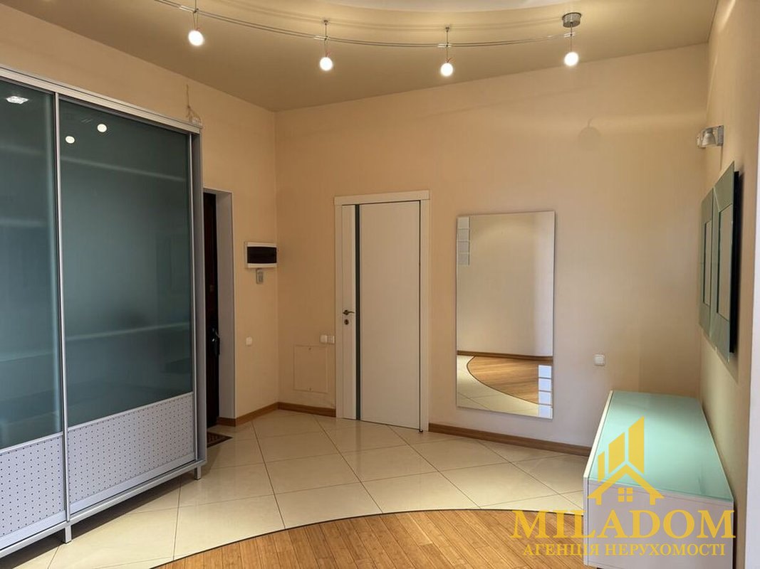 3-кімнатна квартира 146,3 м² із дизайнерським ремонтом біля пляжу «Відрада», вул. Віце-адмірала Азарова — фото 19