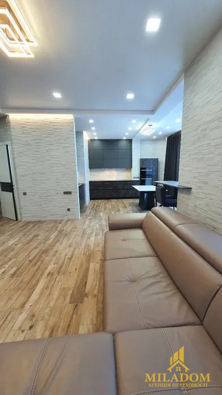 3-кімнатна квартира ЖК Фаворит — photo 3
