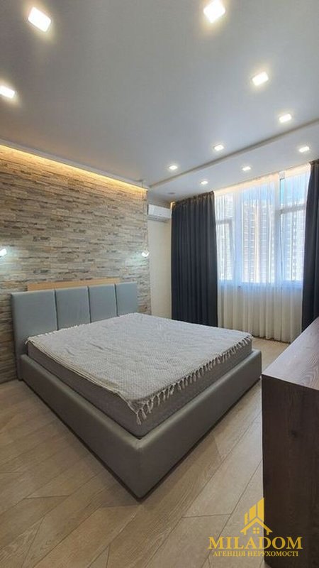 3-кімнатна квартира ЖК Фаворит — photo 13