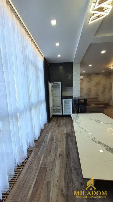3-кімнатна квартира ЖК Фаворит — photo 8