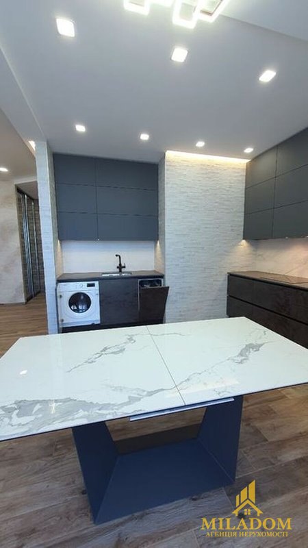 3-кімнатна квартира ЖК Фаворит — photo 9