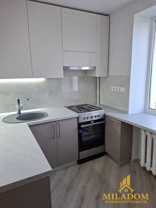 Продаж квартири 3-кімн., 59 м², Київський — фото 4