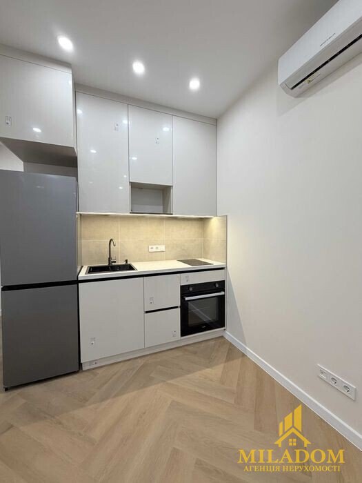 Продаж 1-кімнатної квартири 28 м² у ЖК Акрополь — фото 6