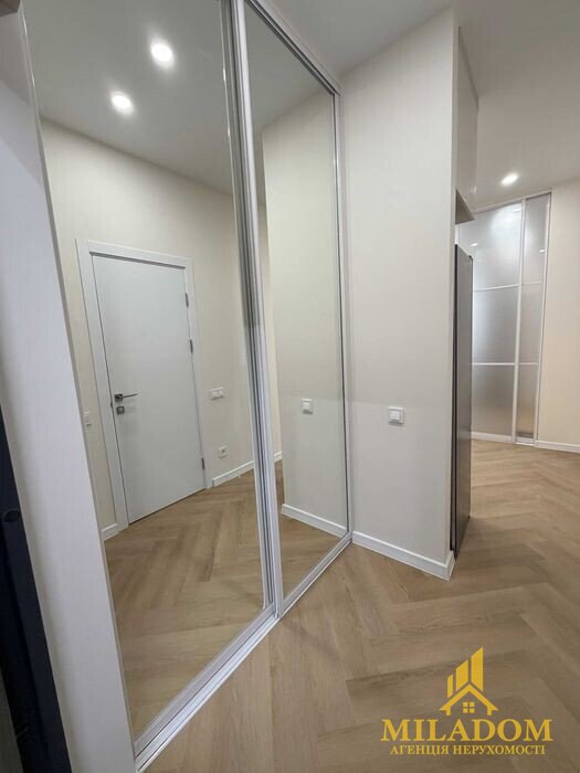 Продаж 1-кімнатної квартири 28 м² у ЖК Акрополь — фото 3