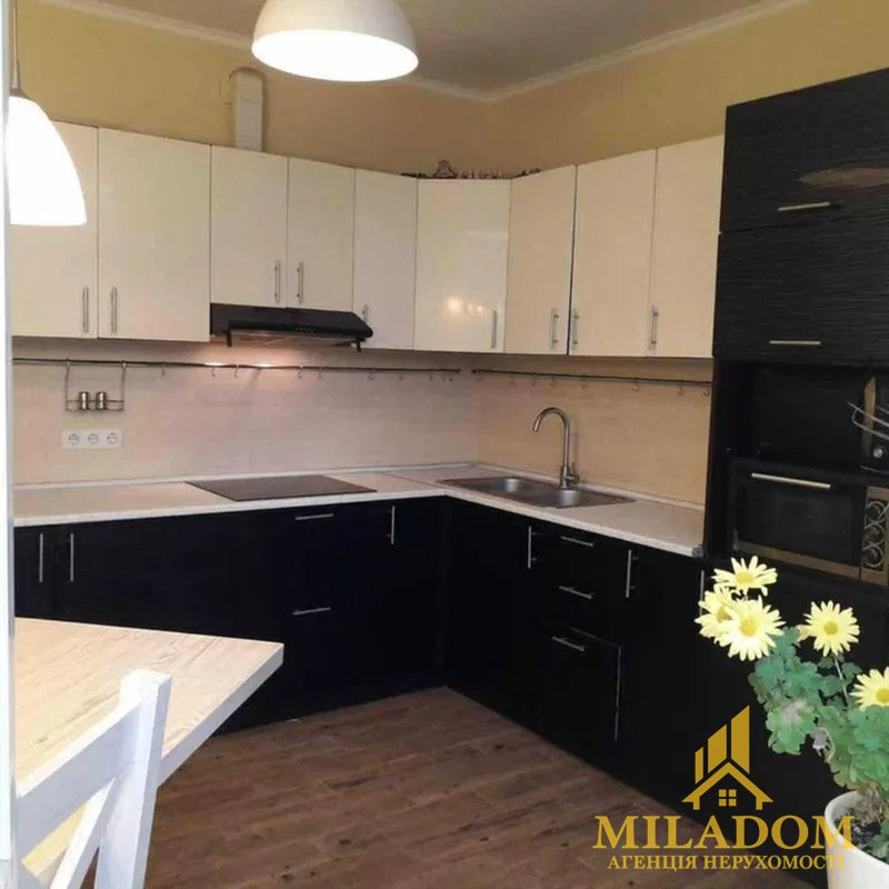 Продаж 2-кімнатної квартири 67,2 м² в ЖК Звездный Городок-2 — фото 2