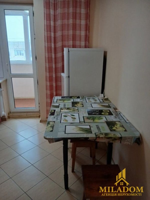 Оренда квартири 1-кімн., 36 м², Київський — фото 4