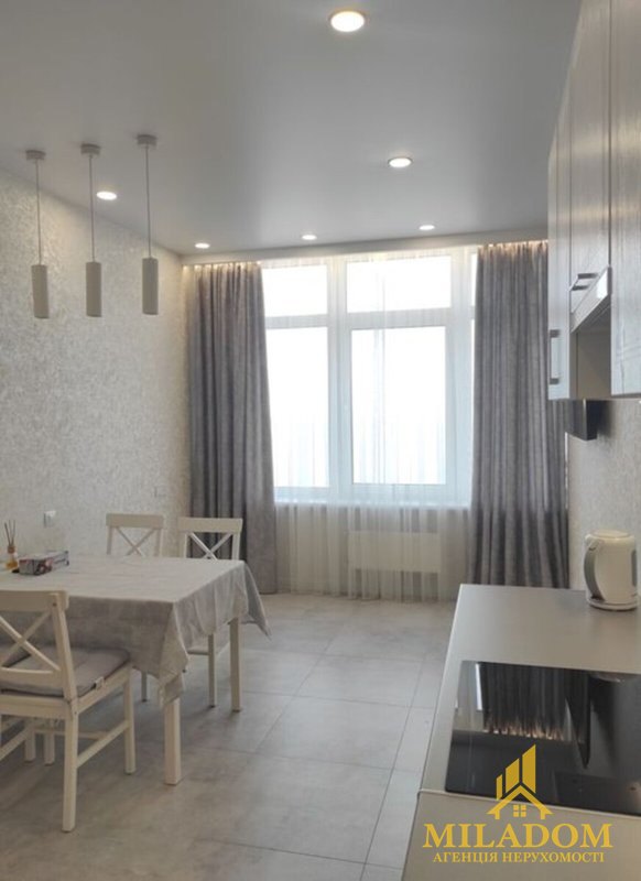 Оренда квартири 1-кімн., 40 м², Приморський — фото 4