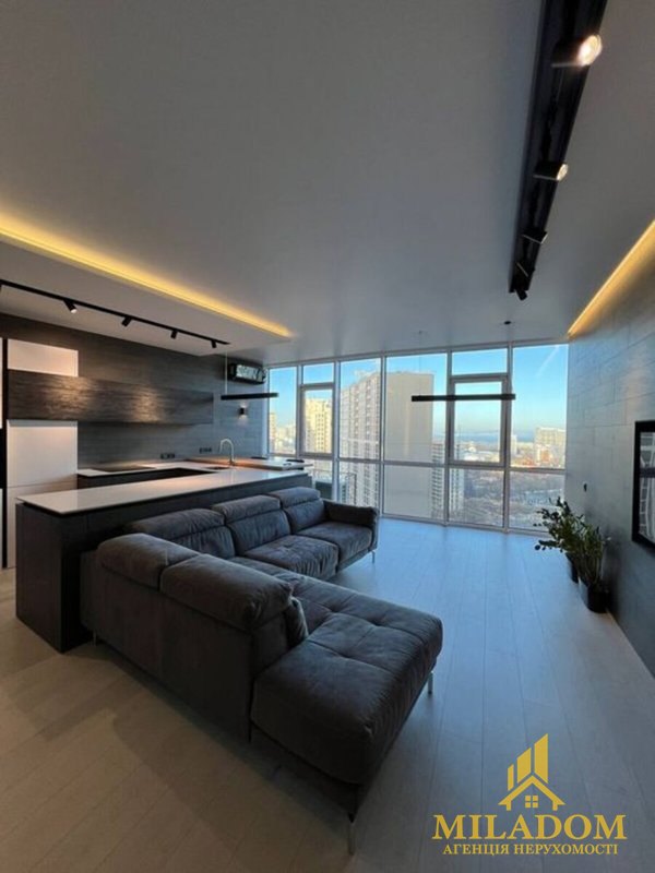 Продаж квартири 3-кімн., 108 м², Київський — фото 6