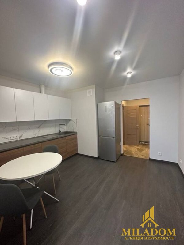 Продаж квартири 1-кімн., 30 м², Київський — фото 4